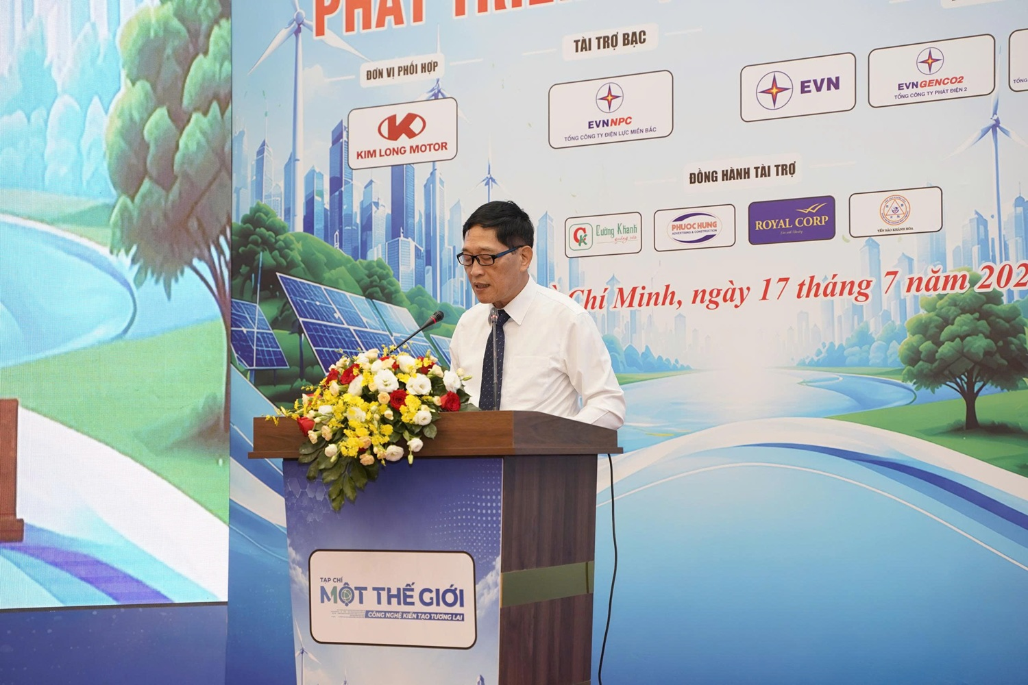 Hội thảo “An ninh năng lượng đến 2030: Khơi thông nguồn lực phát triển hạ tầng năng lượng”